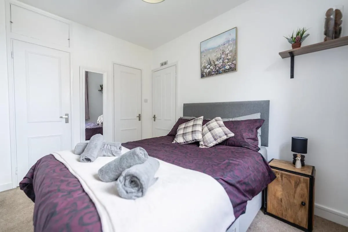 West End 2 Bed Maisonette - Parking & Wi-Fi Αμπερντήν Διαμέρισμα